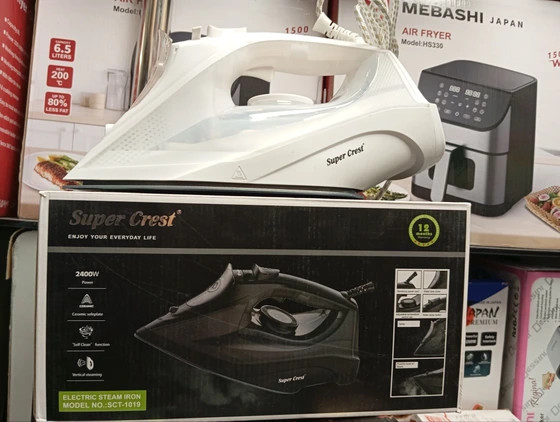 اتو بخار سوپر کرست مدل SCT1019 پرتاب بخار بسیار قوی